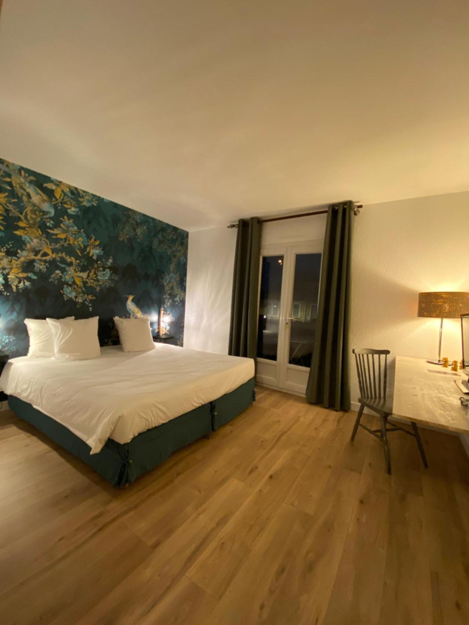 Logis Hotel Medieval, Montelimar Nord Rochemaure Εξωτερικό φωτογραφία