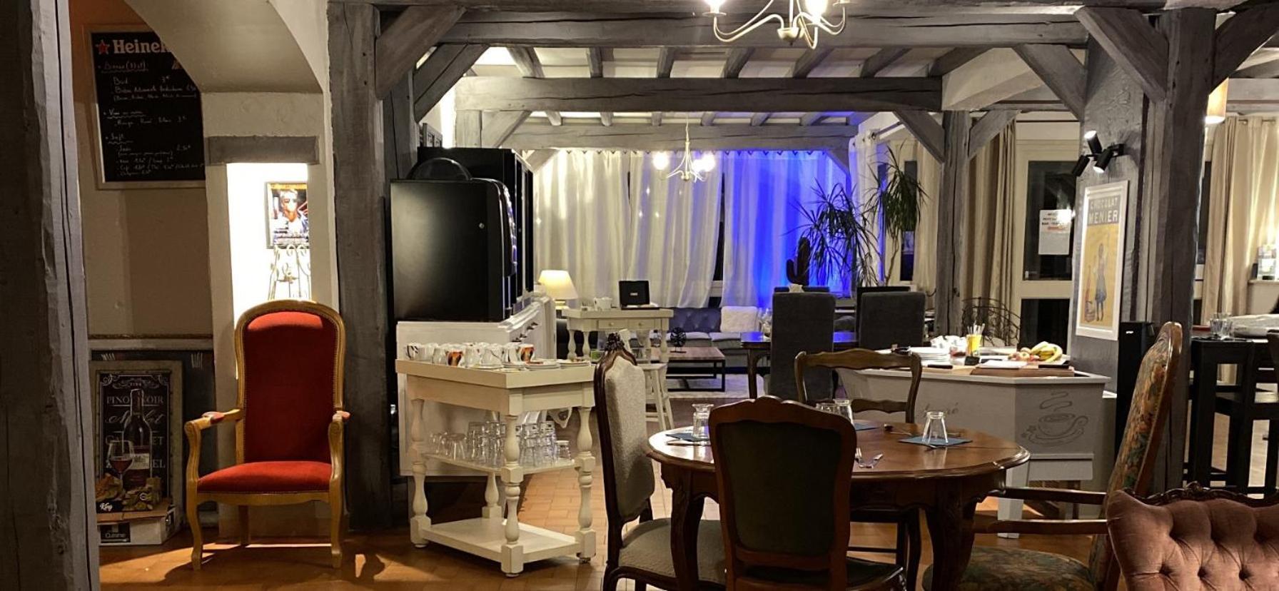 Logis Hotel Medieval, Montelimar Nord Rochemaure Εξωτερικό φωτογραφία