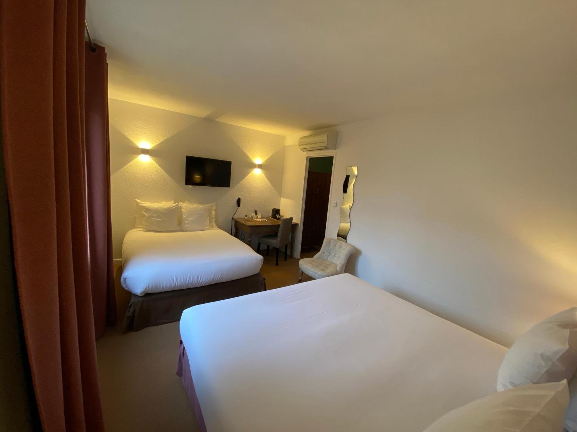 Logis Hotel Medieval, Montelimar Nord Rochemaure Εξωτερικό φωτογραφία